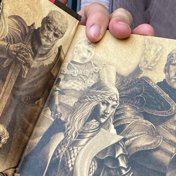 George R. R. Martin Fire & Blood (Hardback) - Picture 7 of 7